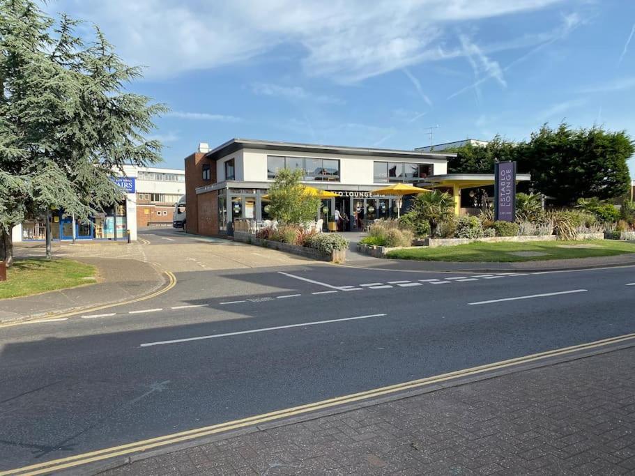 Home By The Sea In Rustington Exterior foto