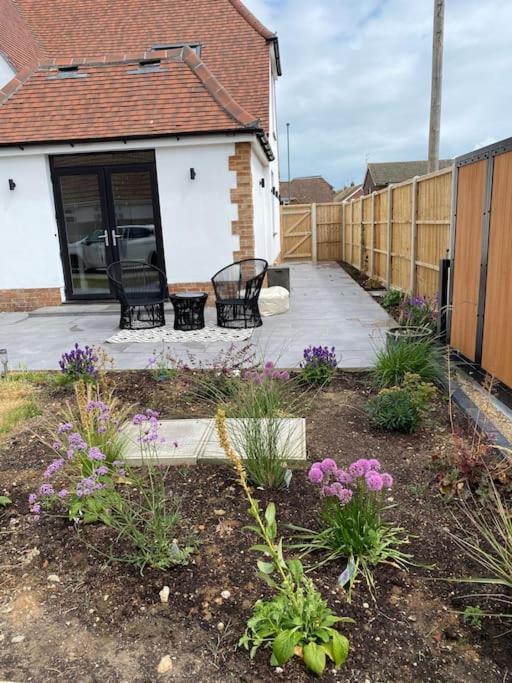 Home By The Sea In Rustington Exterior foto